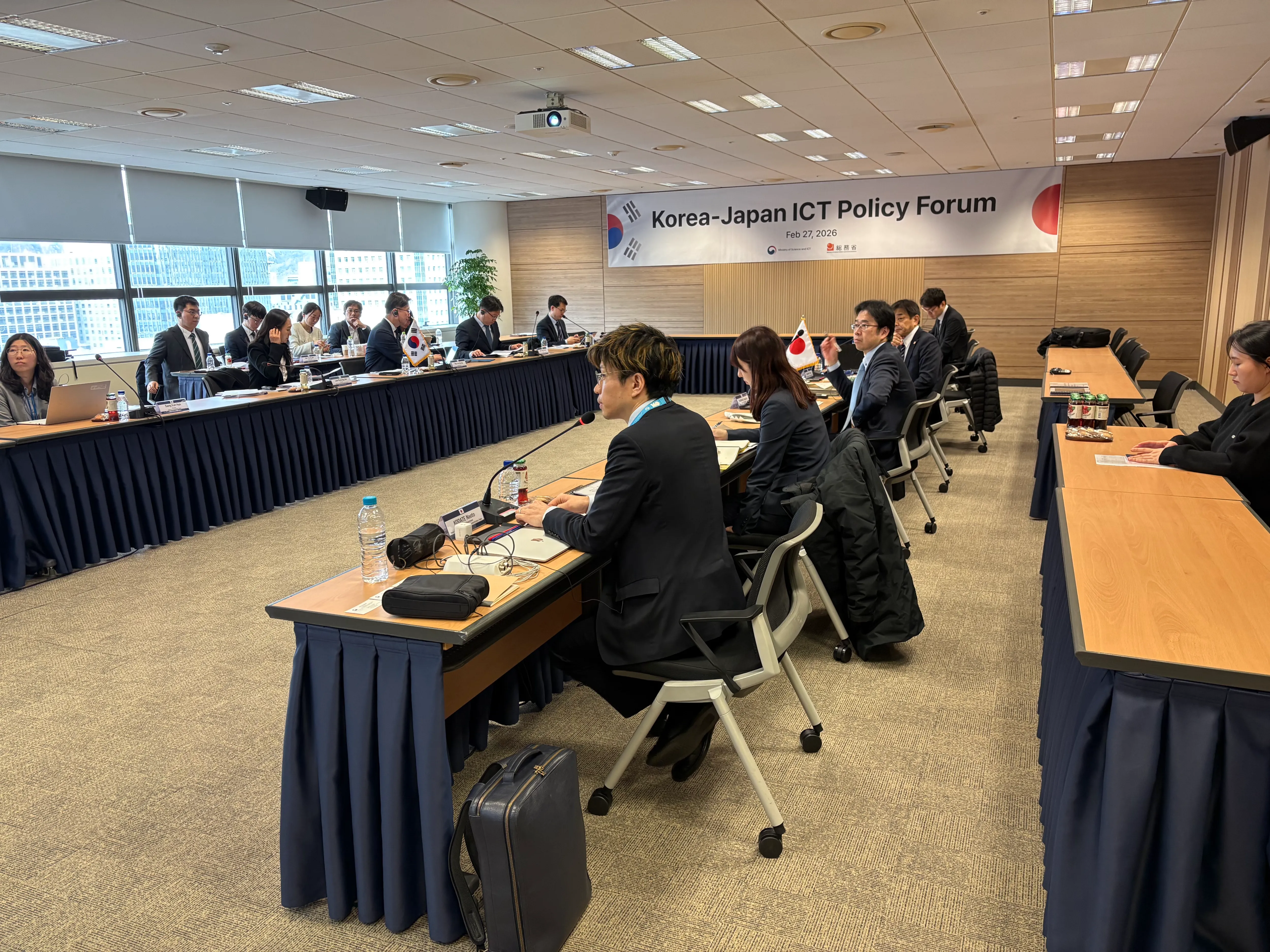 当社小舘による発表の様子